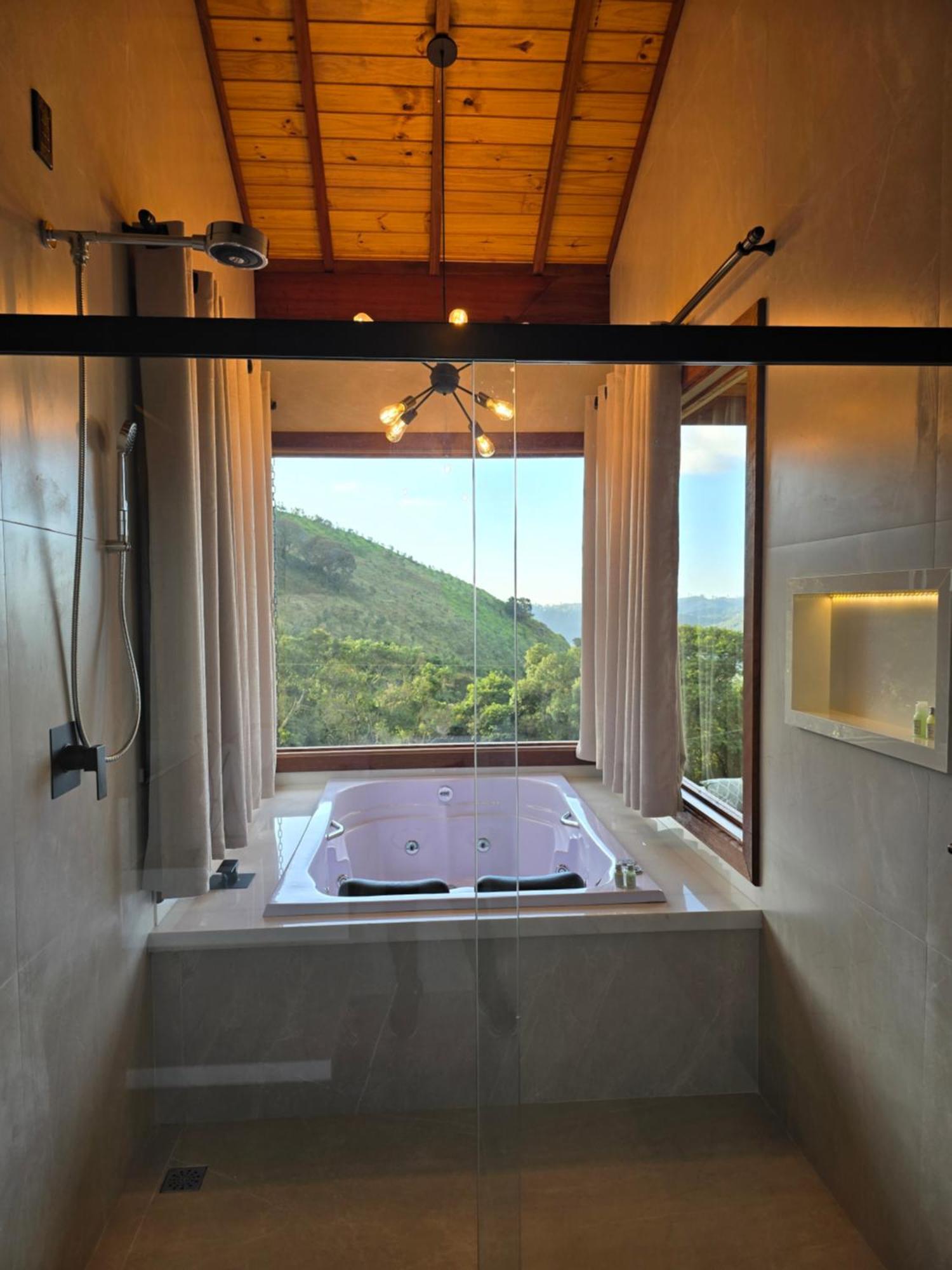 山林小屋 Quintal Oliveiras