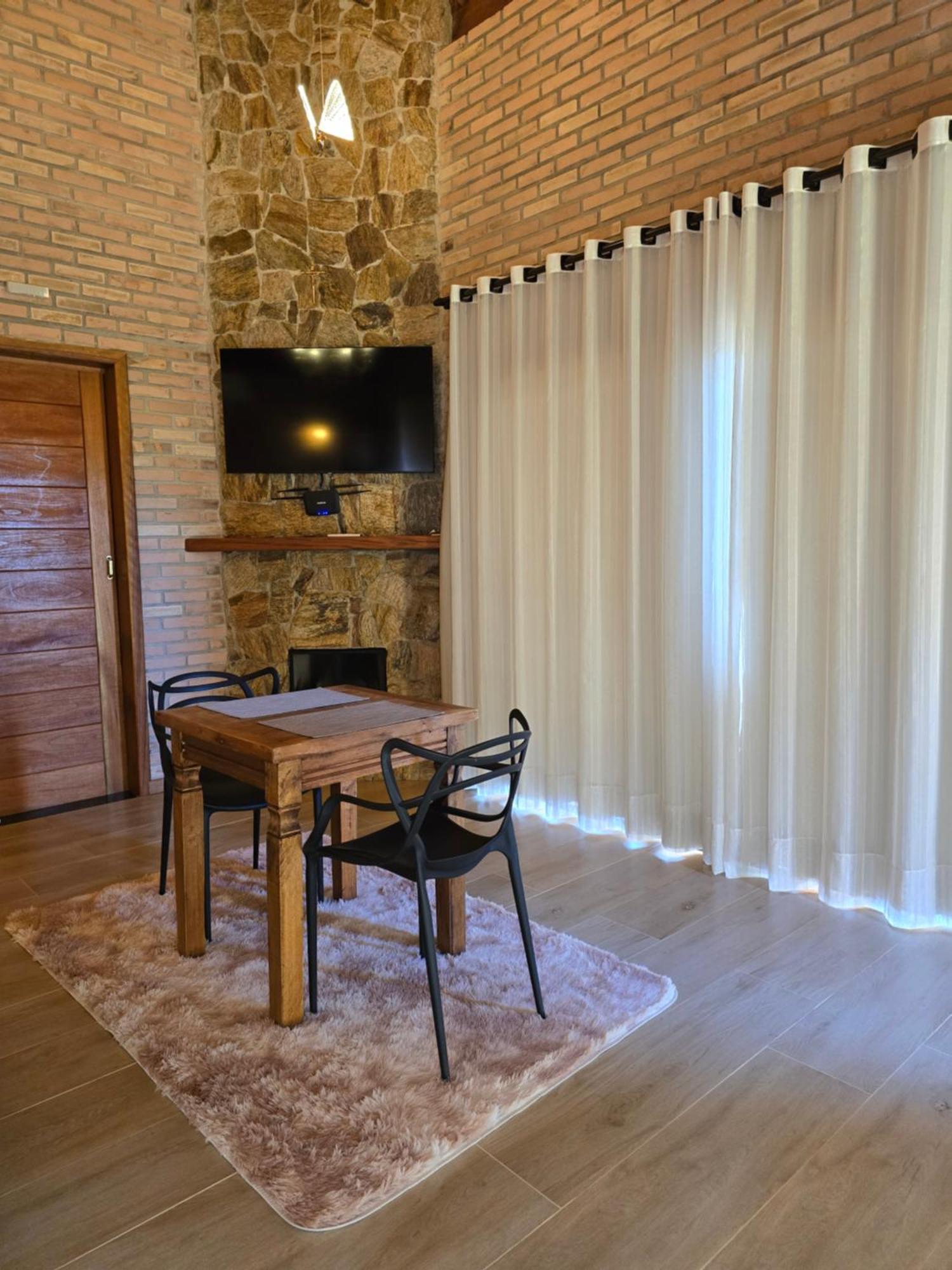 Quintal Oliveiras 山林小屋 Monte Verde (Minas Gerais)