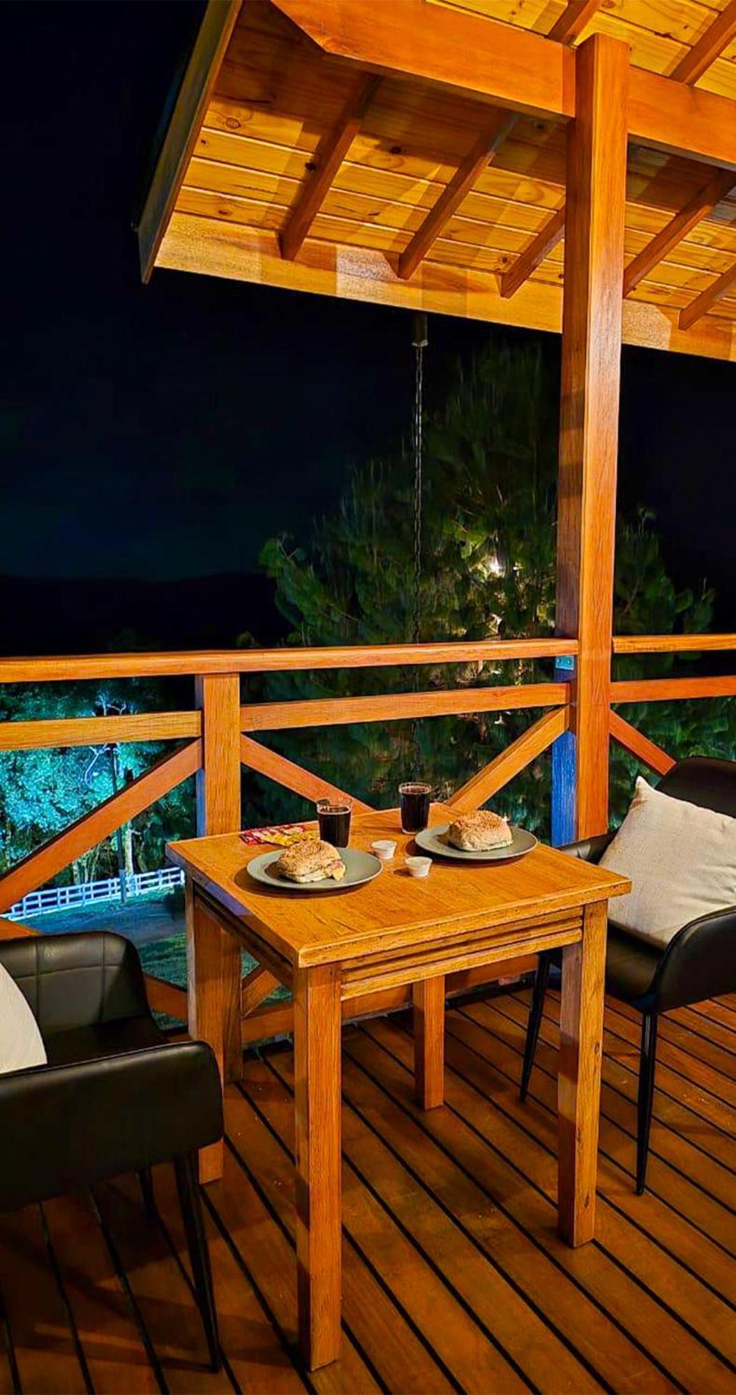 Alojamento de Turismo Selvagem Quintal Oliveiras *